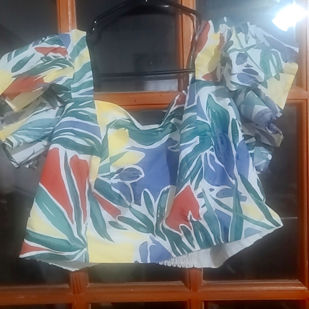 Skirt and top set